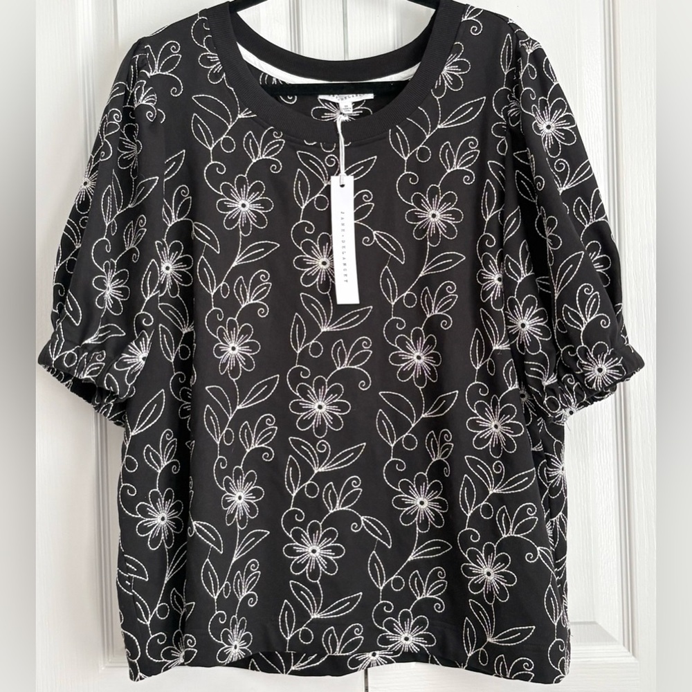 Jane + Delancey Women’s Top, Black & White, 
Size 2x